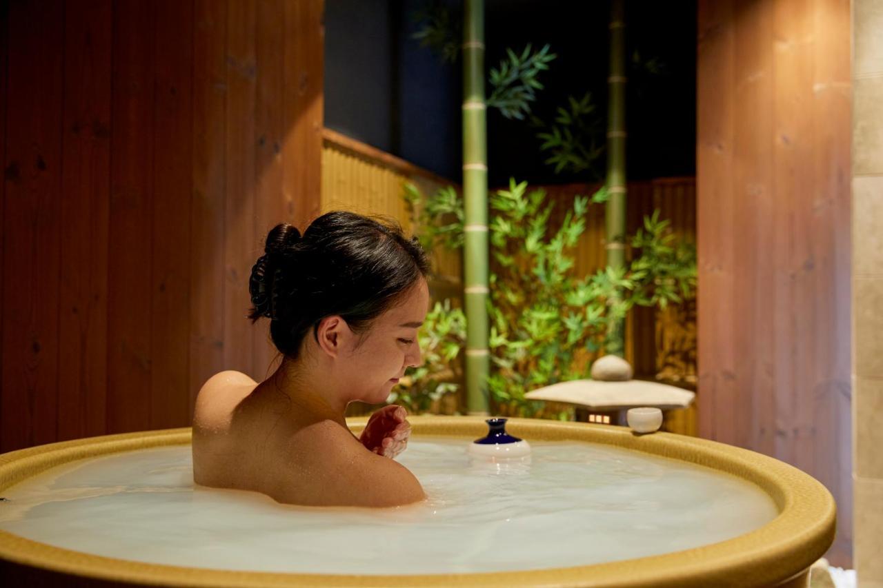 古今 天下茶屋 With A Private Parking Lot And A Half Open-Air Bath And Direct To Kix Villa Osaka Buitenkant foto