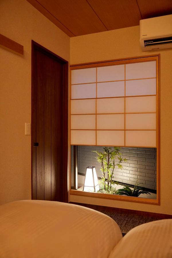古今 天下茶屋 With A Private Parking Lot And A Half Open-Air Bath And Direct To Kix Villa Osaka Buitenkant foto