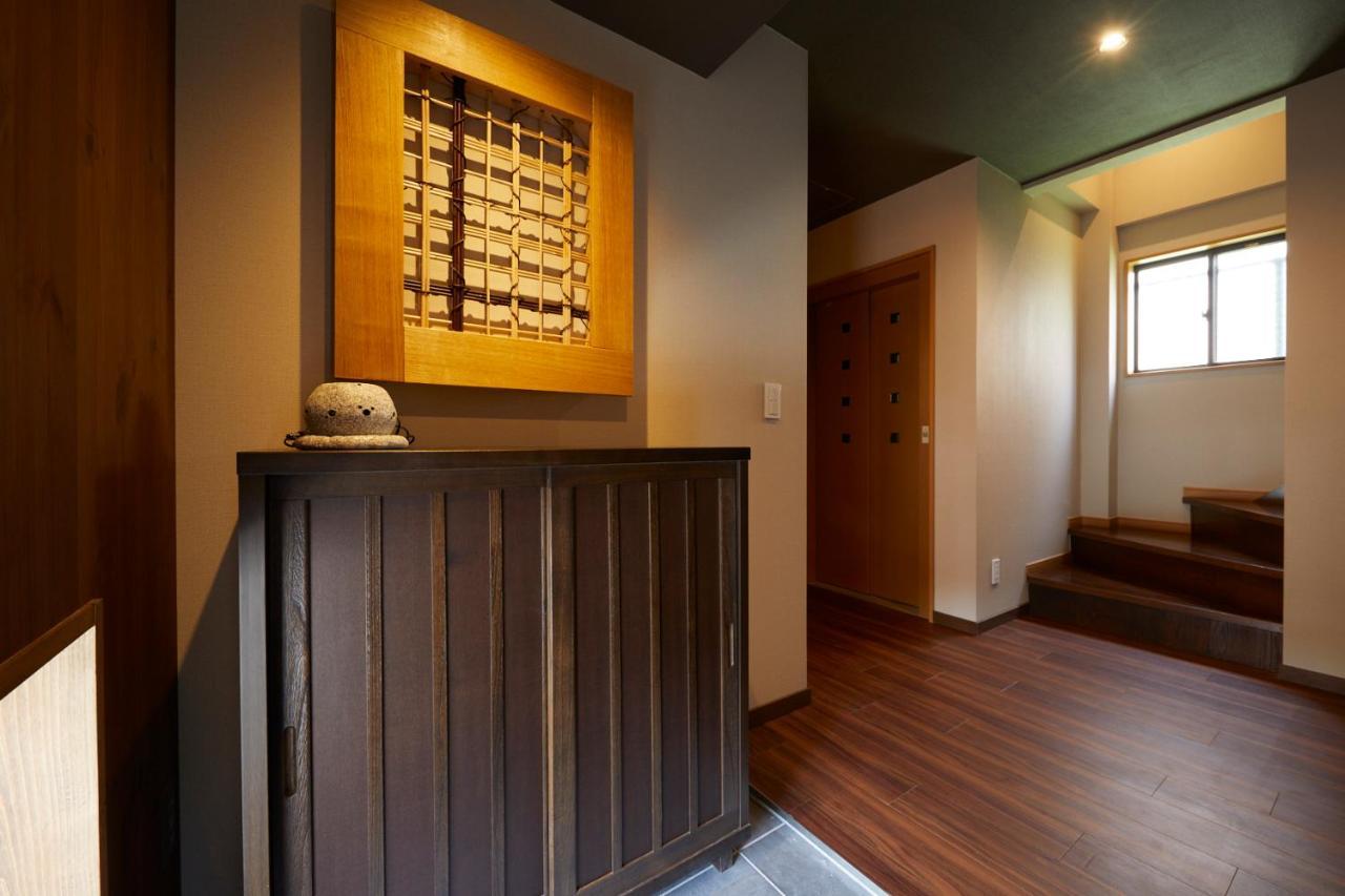 古今 天下茶屋 With A Private Parking Lot And A Half Open-Air Bath And Direct To Kix Villa Osaka Buitenkant foto