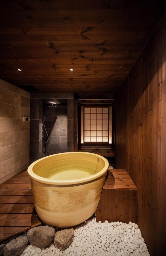 古今 天下茶屋 With A Private Parking Lot And A Half Open-Air Bath And Direct To Kix Villa Osaka Buitenkant foto